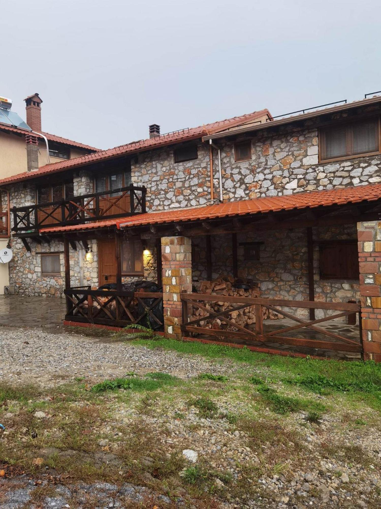 Traditional Stone Cottage In Palio Elatohori Exteriör bild